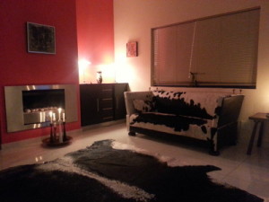 The photo from Soren after he put the sofa on his house