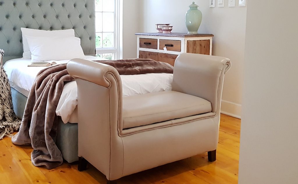 Born Furniture Abigail storage unit