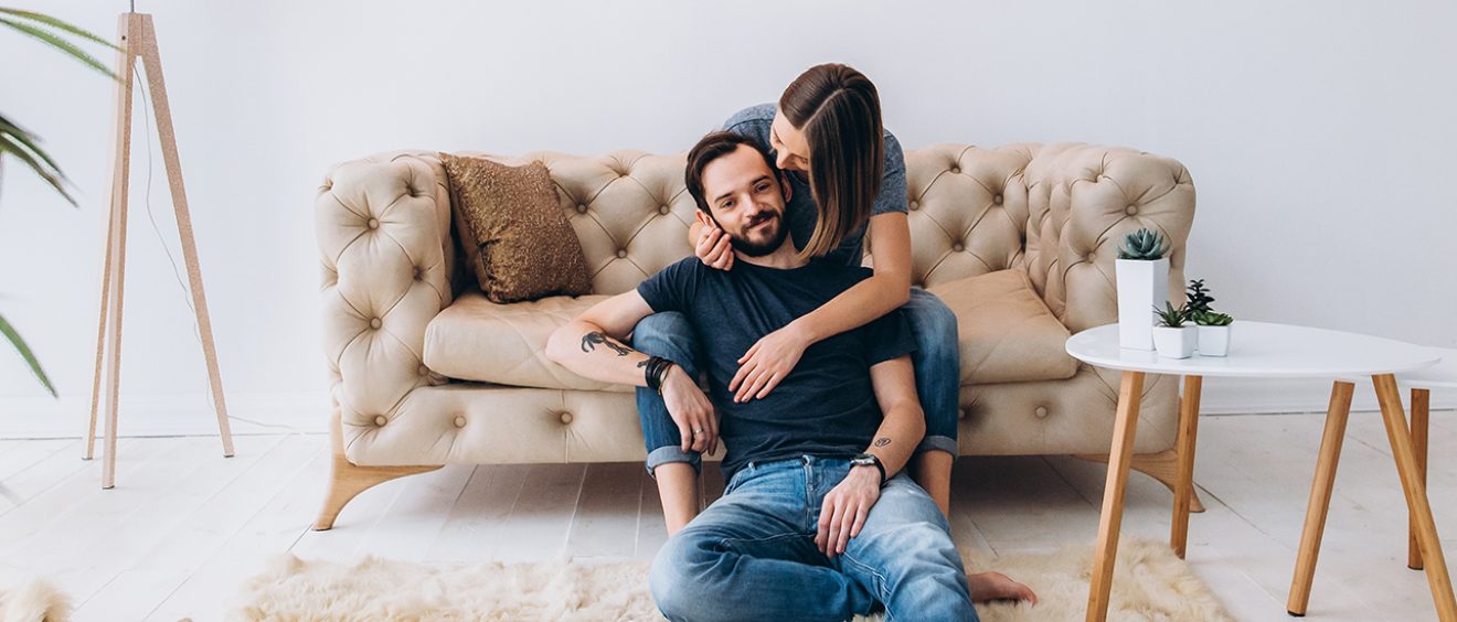 Born Furniture, Chesterfield, Small Chesterfield, Small Sofa, Tufted sofa, tufted couch, Leather, leather sofa, Sofa, couch,